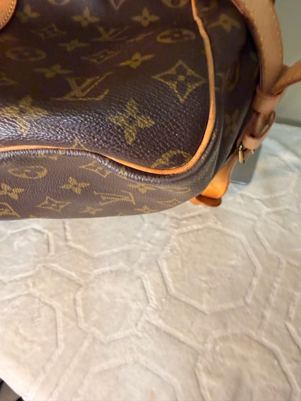 Louis Vuitton Keepall Bandouliere 60 Canvas duffel - Picture 10 of 16